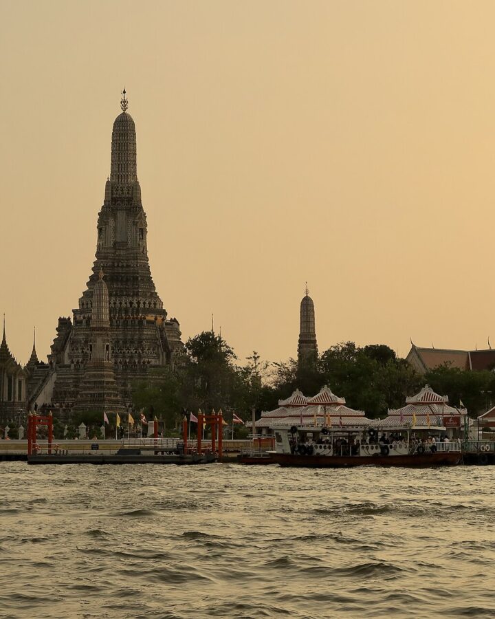 Tempels, street food en tuktuks: wat moet je weten voorafgaand aan je rondreis door Thailand?